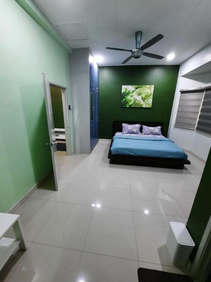 Homestay Dr. Z Klang Exterior photo