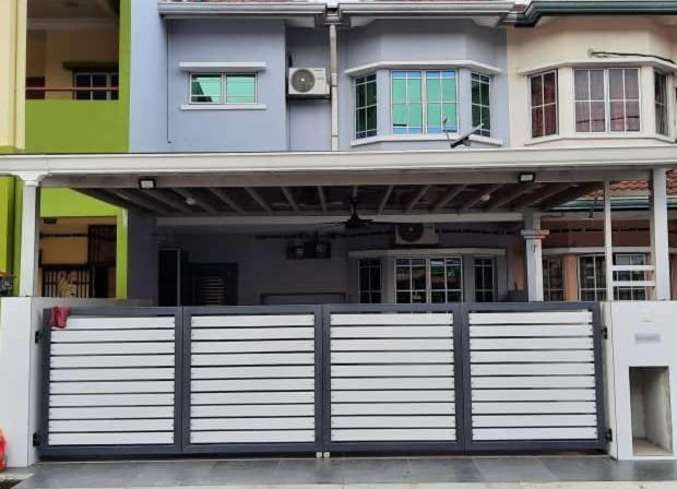 Homestay Dr. Z Klang Exterior photo